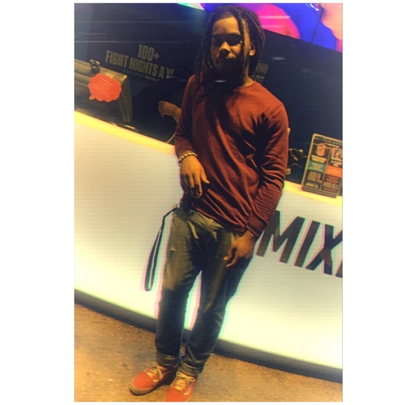 Meet your Posher, Rashad - Picture 1 of 1